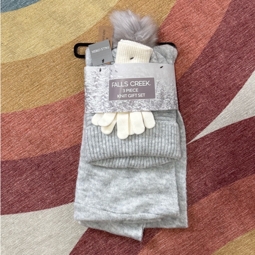 NWT Falls Creek Gray Scarf Hat and Glove Set